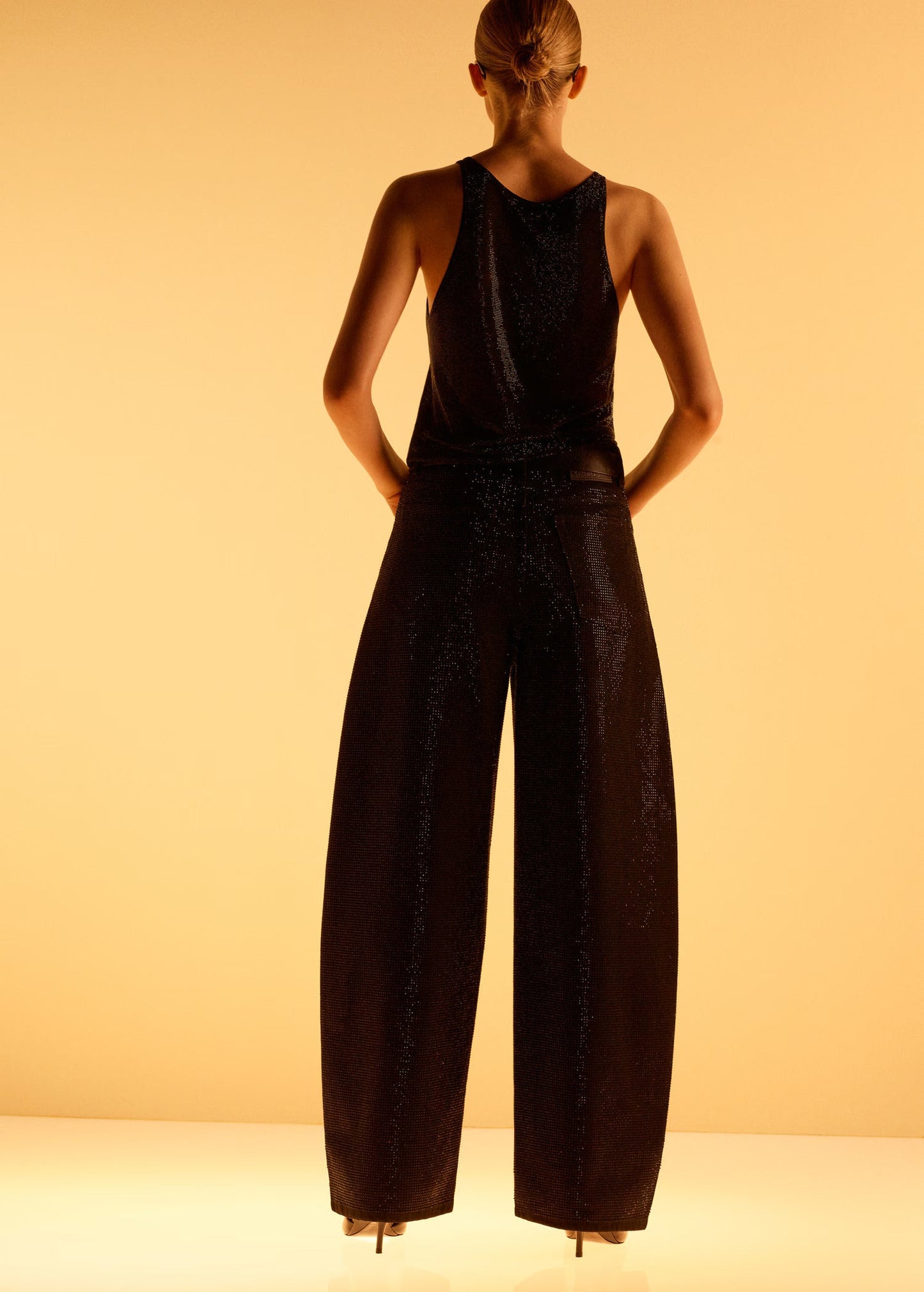 Balloon Rhinestone Jeans MNGO